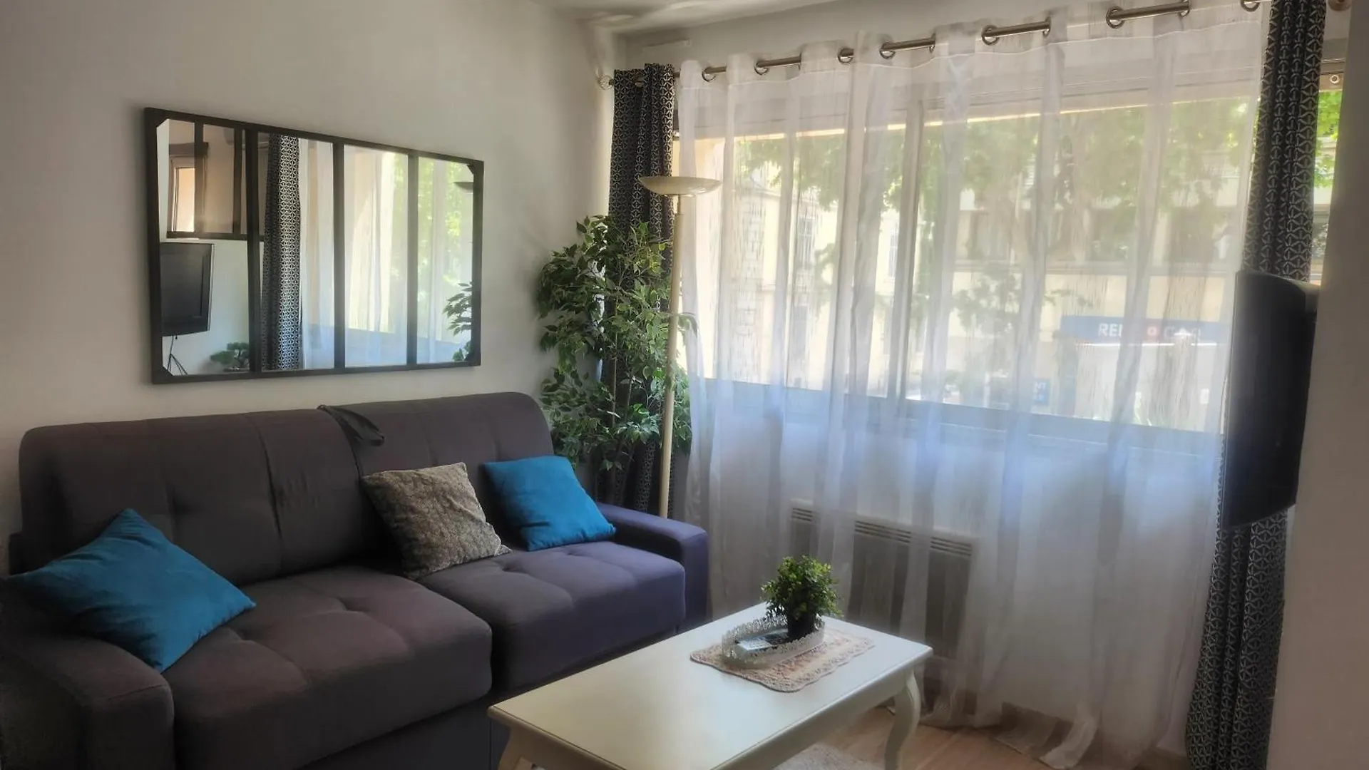 Joli Studio Centre-Ville Draguignan